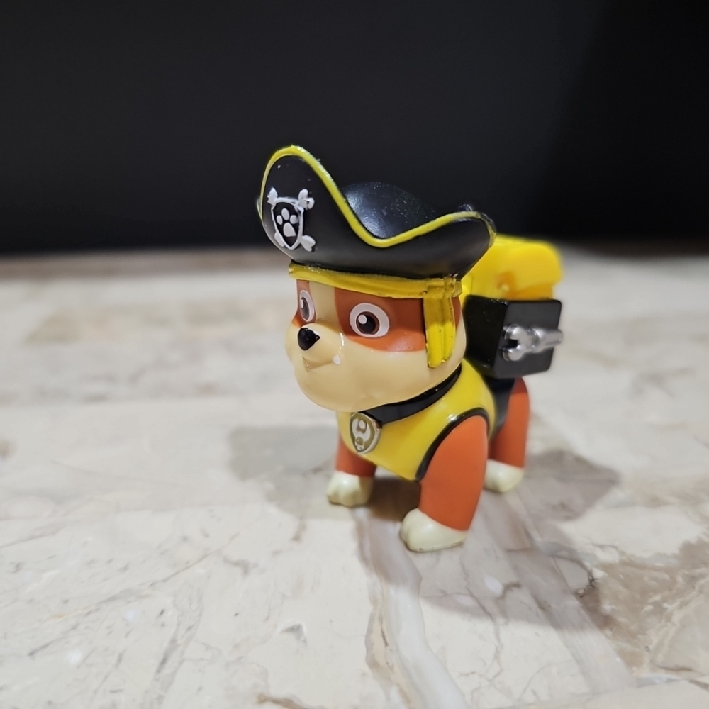 PAW PATROL PIRATE PUP RUBBLE Action Figure -